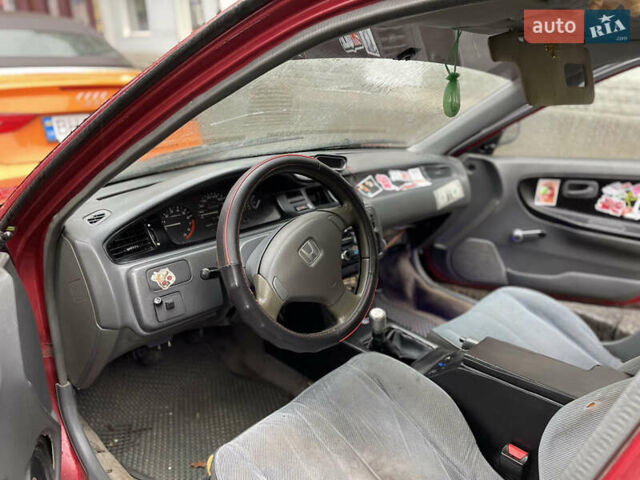 Красный Хонда Цивик, объемом двигателя 1.5 л и пробегом 330 тыс. км за 1400 $, фото 6 на Automoto.ua