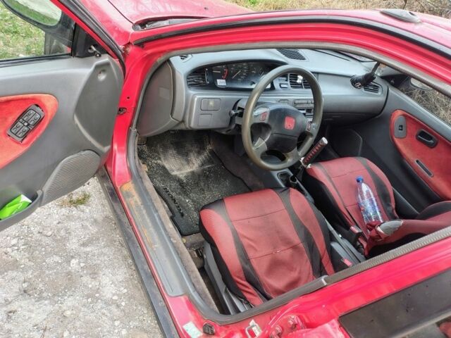 Красный Хонда Цивик, объемом двигателя 1.5 л и пробегом 999 тыс. км за 1399 $, фото 4 на Automoto.ua