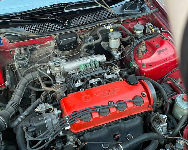 Красный Хонда Цивик, объемом двигателя 1.49 л и пробегом 350 тыс. км за 2150 $, фото 5 на Automoto.ua