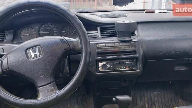 Красный Хонда Цивик, объемом двигателя 1.44 л и пробегом 467 тыс. км за 1800 $, фото 6 на Automoto.ua