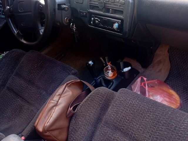 Червоний Хонда Сівік, об'ємом двигуна 1.5 л та пробігом 250 тис. км за 1500 $, фото 3 на Automoto.ua