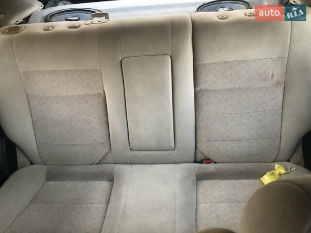 Красный Хонда Цивик, объемом двигателя 1.5 л и пробегом 190 тыс. км за 2500 $, фото 9 на Automoto.ua