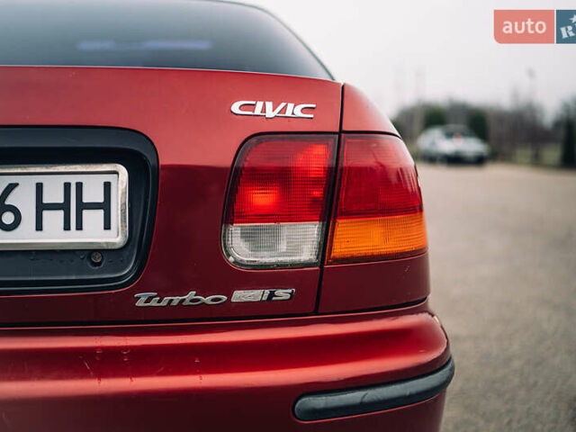 Червоний Хонда Сівік, об'ємом двигуна 1.4 л та пробігом 222 тис. км за 2800 $, фото 5 на Automoto.ua