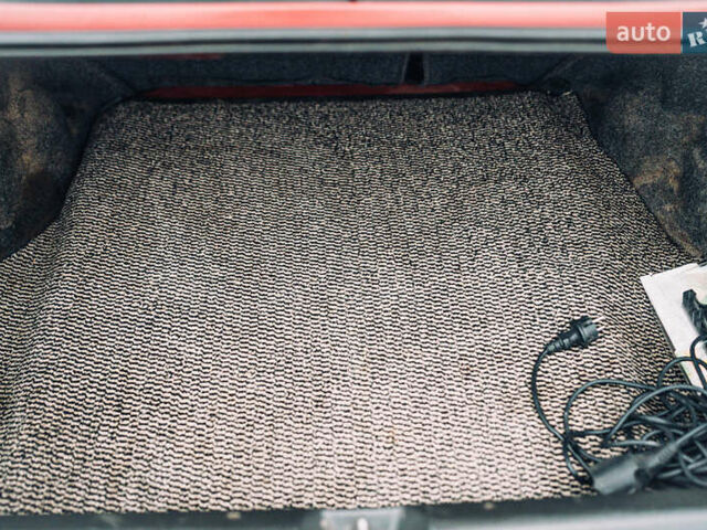 Червоний Хонда Сівік, об'ємом двигуна 1.4 л та пробігом 222 тис. км за 2800 $, фото 16 на Automoto.ua