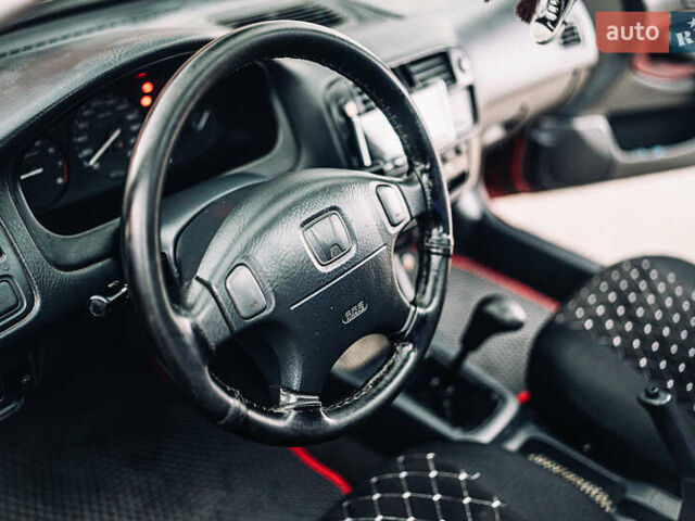 Червоний Хонда Сівік, об'ємом двигуна 1.4 л та пробігом 222 тис. км за 2800 $, фото 10 на Automoto.ua