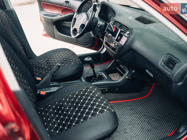 Червоний Хонда Сівік, об'ємом двигуна 1.4 л та пробігом 222 тис. км за 2800 $, фото 8 на Automoto.ua