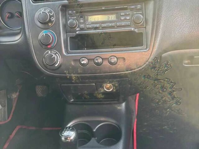 Красный Хонда Цивик, объемом двигателя 1.6 л и пробегом 424 тыс. км за 3000 $, фото 7 на Automoto.ua