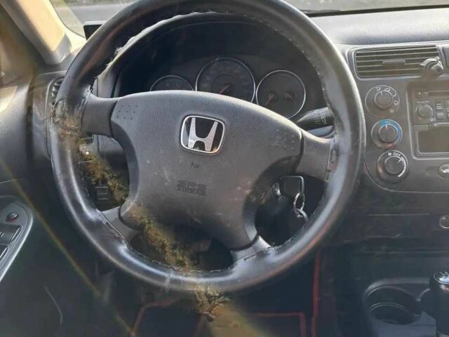 Красный Хонда Цивик, объемом двигателя 1.6 л и пробегом 424 тыс. км за 3000 $, фото 8 на Automoto.ua