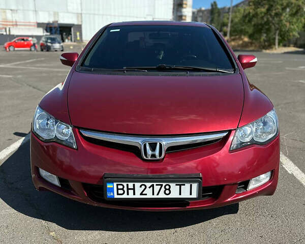 Красный Хонда Цивик, объемом двигателя 1.8 л и пробегом 231 тыс. км за 6500 $, фото 1 на Automoto.ua