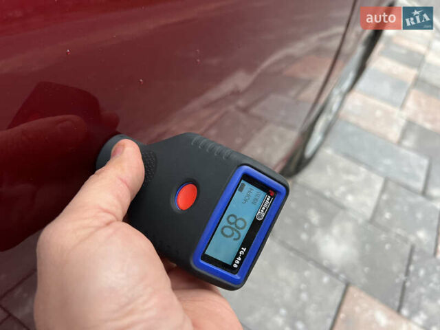 Красный Хонда Цивик, объемом двигателя 1.3 л и пробегом 321 тыс. км за 5650 $, фото 47 на Automoto.ua