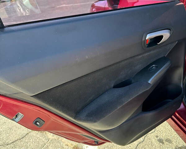 Красный Хонда Цивик, объемом двигателя 1.8 л и пробегом 231 тыс. км за 6500 $, фото 14 на Automoto.ua