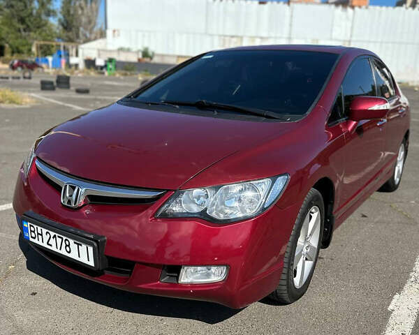 Красный Хонда Цивик, объемом двигателя 1.8 л и пробегом 231 тыс. км за 6500 $, фото 2 на Automoto.ua