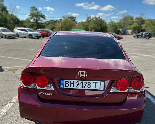 Красный Хонда Цивик, объемом двигателя 1.8 л и пробегом 231 тыс. км за 6500 $, фото 6 на Automoto.ua