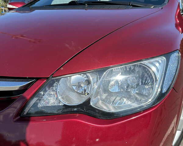 Красный Хонда Цивик, объемом двигателя 1.8 л и пробегом 231 тыс. км за 6500 $, фото 17 на Automoto.ua