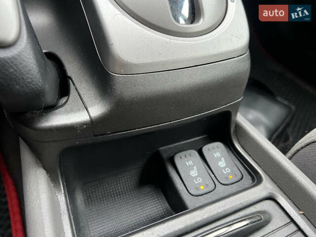 Красный Хонда Цивик, объемом двигателя 1.3 л и пробегом 321 тыс. км за 5650 $, фото 22 на Automoto.ua