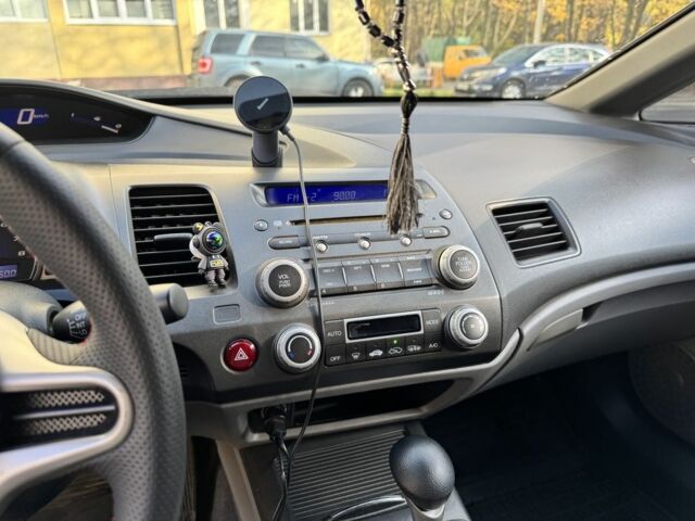 Красный Хонда Цивик, объемом двигателя 1.8 л и пробегом 153 тыс. км за 6800 $, фото 9 на Automoto.ua