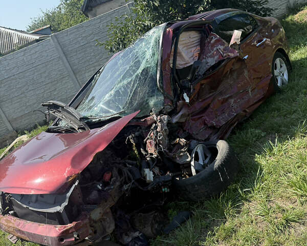 Красный Хонда Цивик, объемом двигателя 1.8 л и пробегом 155 тыс. км за 2000 $, фото 3 на Automoto.ua