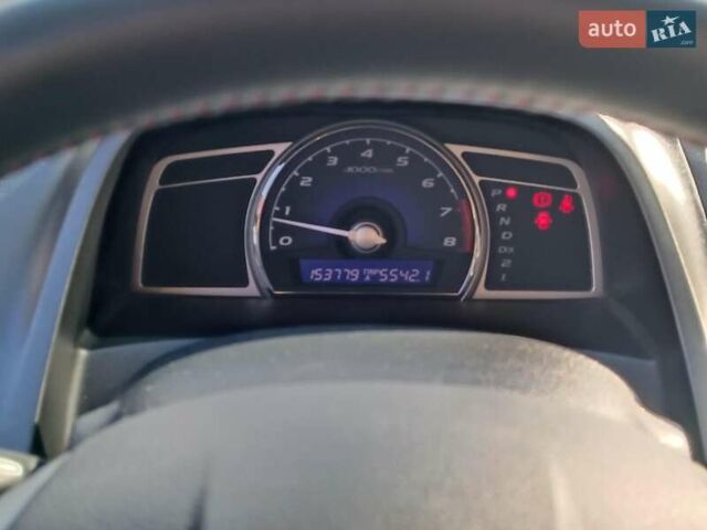 Червоний Хонда Сівік, об'ємом двигуна 1.8 л та пробігом 154 тис. км за 6990 $, фото 20 на Automoto.ua