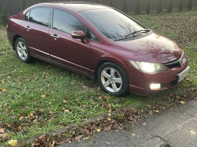 Красный Хонда Цивик, объемом двигателя 1.8 л и пробегом 198 тыс. км за 6400 $, фото 1 на Automoto.ua