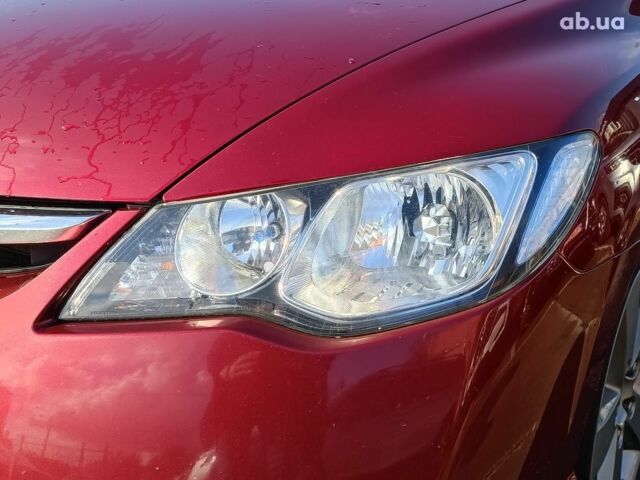 Красный Хонда Цивик, объемом двигателя 1.8 л и пробегом 154 тыс. км за 6990 $, фото 2 на Automoto.ua