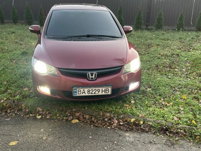 Красный Хонда Цивик, объемом двигателя 1.8 л и пробегом 198 тыс. км за 6400 $, фото 2 на Automoto.ua