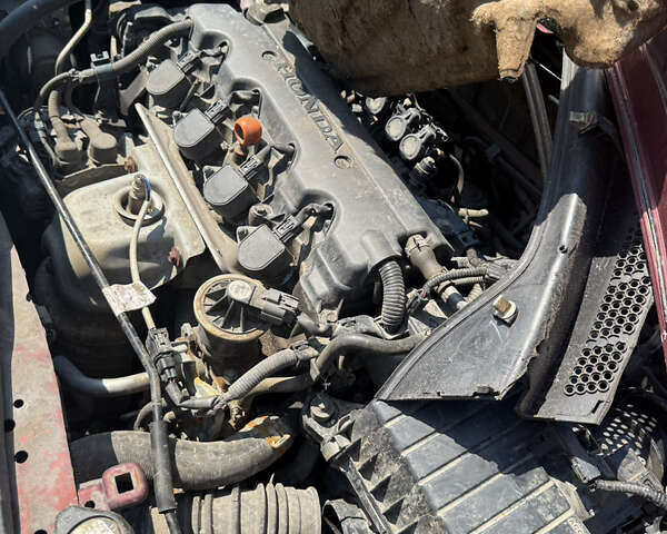 Красный Хонда Цивик, объемом двигателя 1.8 л и пробегом 155 тыс. км за 2000 $, фото 4 на Automoto.ua