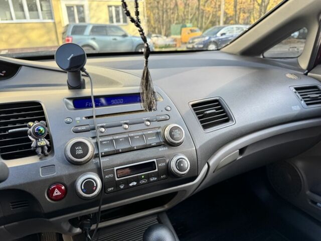 Красный Хонда Цивик, объемом двигателя 1.8 л и пробегом 153 тыс. км за 6800 $, фото 14 на Automoto.ua