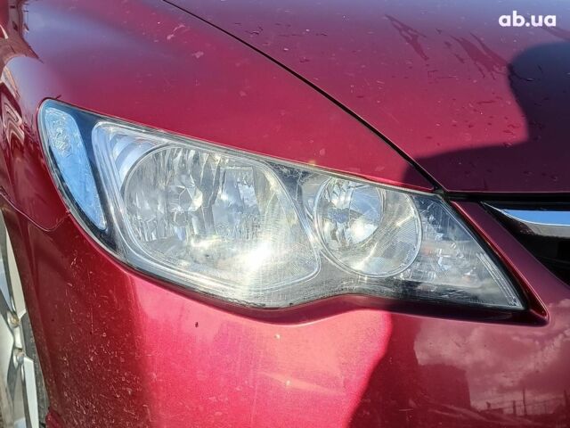 Красный Хонда Цивик, объемом двигателя 1.8 л и пробегом 154 тыс. км за 6990 $, фото 3 на Automoto.ua