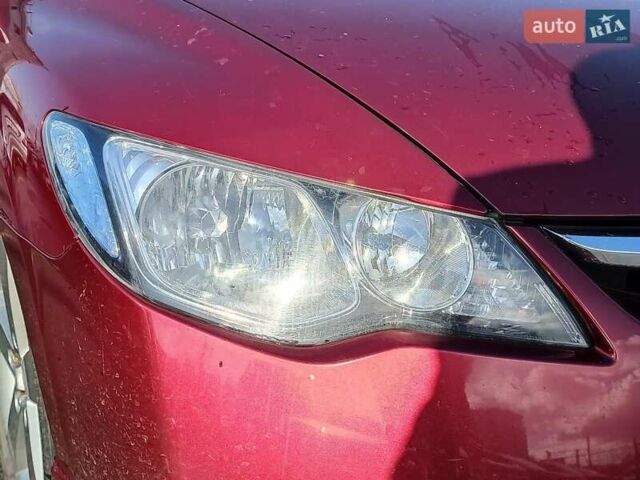 Червоний Хонда Сівік, об'ємом двигуна 1.8 л та пробігом 154 тис. км за 6990 $, фото 1 на Automoto.ua