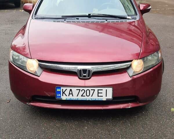 Красный Хонда Цивик, объемом двигателя 1.8 л и пробегом 211 тыс. км за 5200 $, фото 5 на Automoto.ua