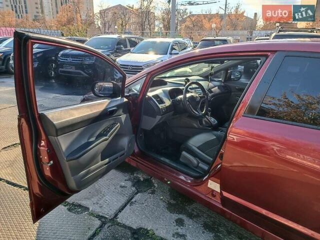 Червоний Хонда Сівік, об'ємом двигуна 1.8 л та пробігом 154 тис. км за 6990 $, фото 17 на Automoto.ua