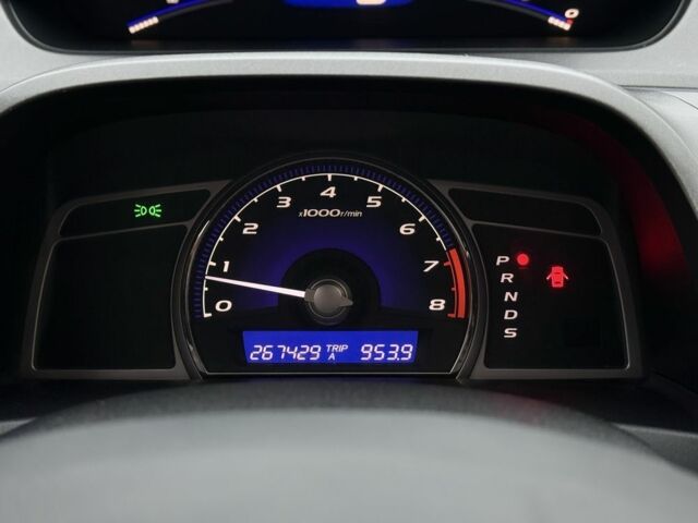 Червоний Хонда Сівік, об'ємом двигуна 1.8 л та пробігом 267 тис. км за 6200 $, фото 21 на Automoto.ua