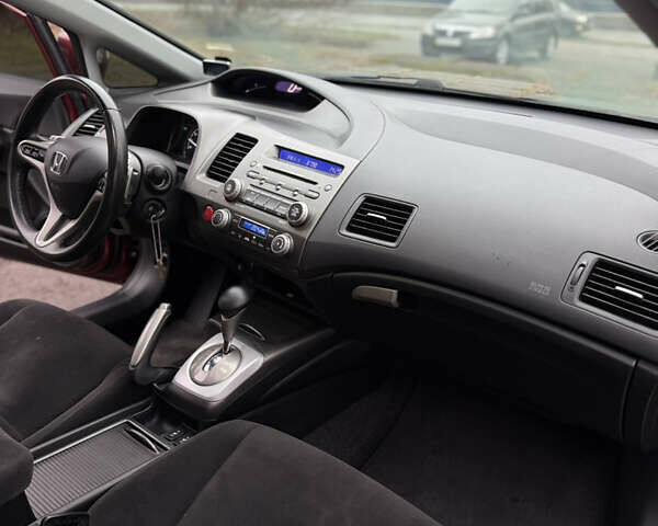 Червоний Хонда Сівік, об'ємом двигуна 1.8 л та пробігом 267 тис. км за 6200 $, фото 16 на Automoto.ua