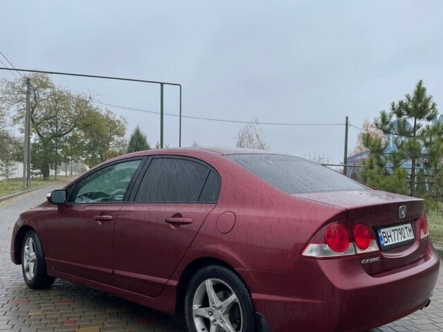Красный Хонда Цивик, объемом двигателя 1.8 л и пробегом 212 тыс. км за 6900 $, фото 4 на Automoto.ua