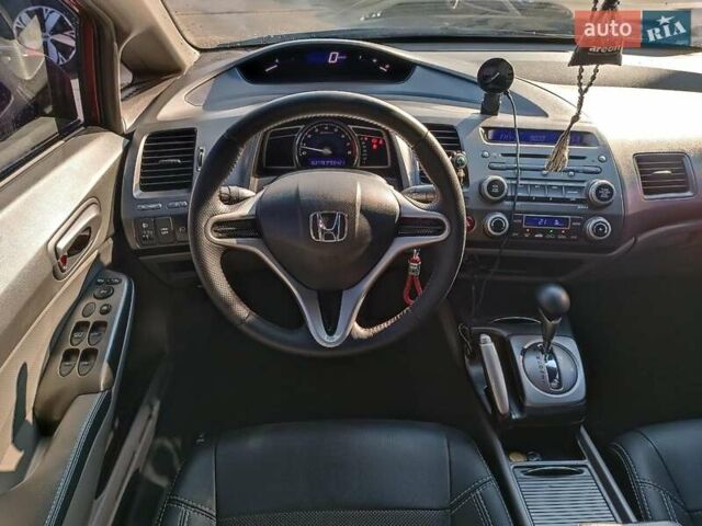 Червоний Хонда Сівік, об'ємом двигуна 1.8 л та пробігом 154 тис. км за 6990 $, фото 14 на Automoto.ua