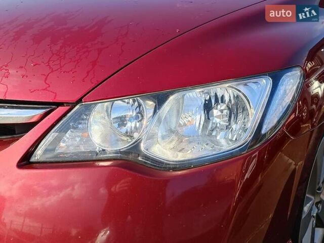Червоний Хонда Сівік, об'ємом двигуна 1.8 л та пробігом 154 тис. км за 6990 $, фото 3 на Automoto.ua