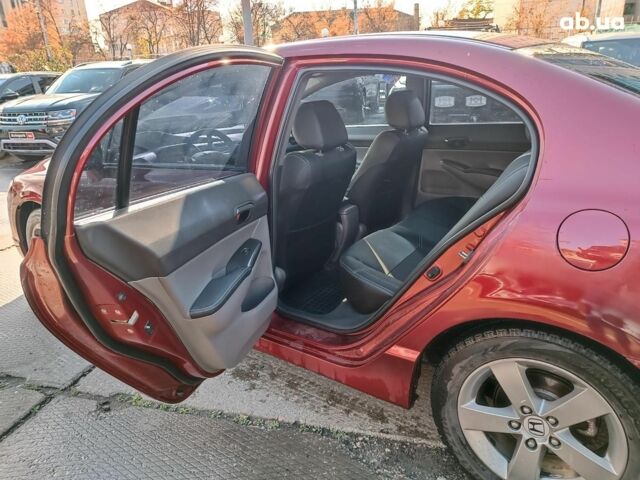 Красный Хонда Цивик, объемом двигателя 1.8 л и пробегом 154 тыс. км за 6990 $, фото 12 на Automoto.ua