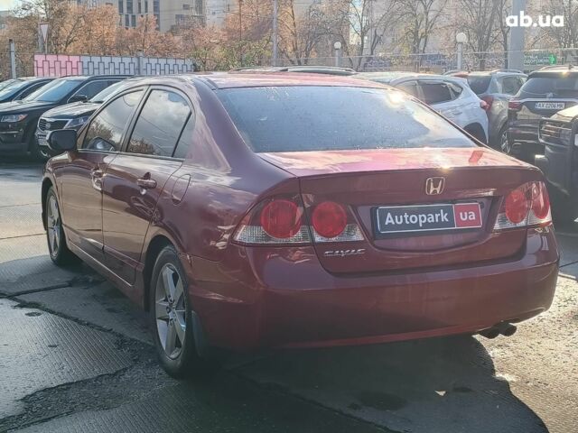 Красный Хонда Цивик, объемом двигателя 1.8 л и пробегом 154 тыс. км за 6990 $, фото 10 на Automoto.ua