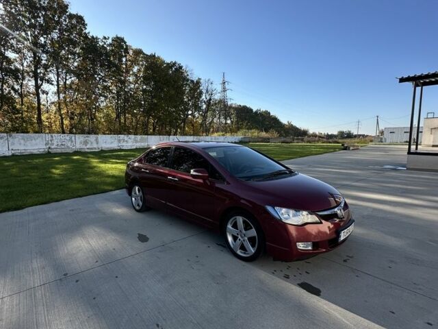 Хонда Цивик 2009 в Луцке на Automoto.ua Красный Хонда Цивик, объемом двигателя 1.3 л и пробегом 300 тыс. км за 4500 $, фото 3 на Automoto.ua