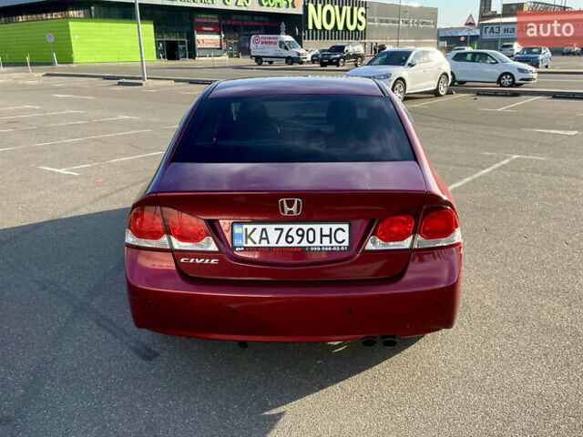 Красный Хонда Цивик, объемом двигателя 1.8 л и пробегом 291 тыс. км за 8000 $, фото 7 на Automoto.ua