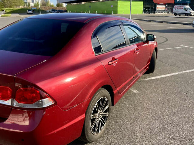 Красный Хонда Цивик, объемом двигателя 1.8 л и пробегом 291 тыс. км за 8000 $, фото 4 на Automoto.ua