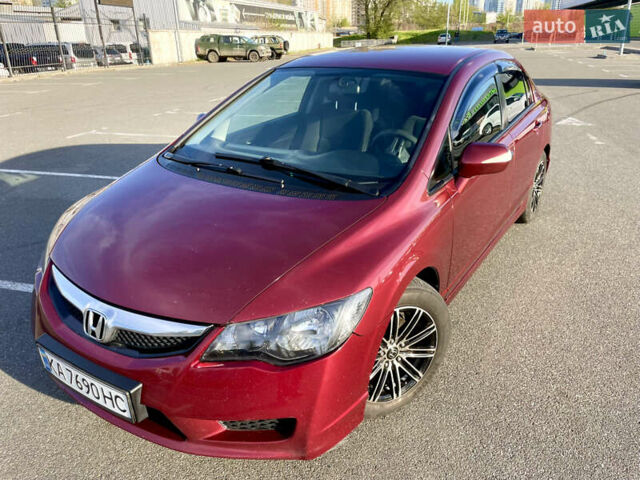 Красный Хонда Цивик, объемом двигателя 1.8 л и пробегом 291 тыс. км за 8000 $, фото 1 на Automoto.ua