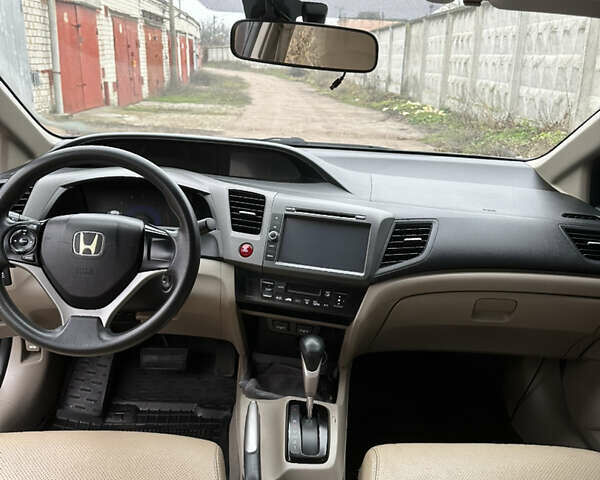 Красный Хонда Цивик, объемом двигателя 1.8 л и пробегом 100 тыс. км за 11500 $, фото 36 на Automoto.ua