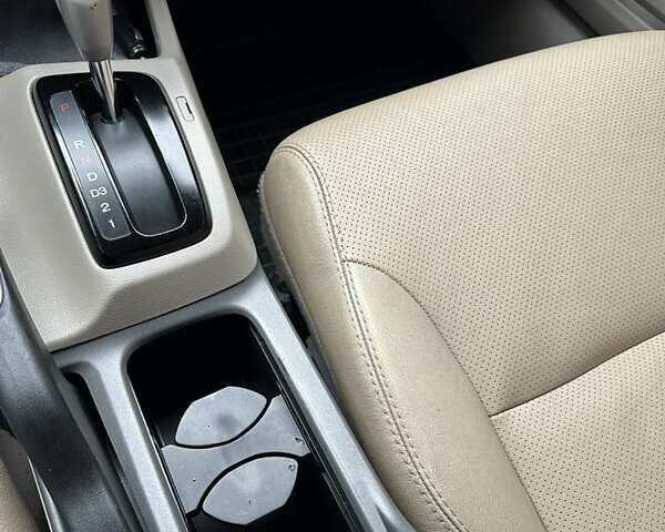 Красный Хонда Цивик, объемом двигателя 1.8 л и пробегом 100 тыс. км за 11500 $, фото 48 на Automoto.ua