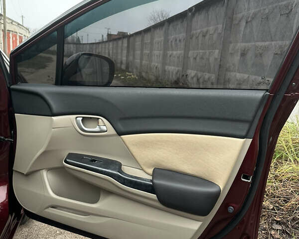 Красный Хонда Цивик, объемом двигателя 1.8 л и пробегом 100 тыс. км за 11500 $, фото 38 на Automoto.ua