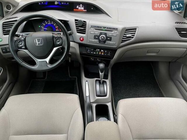 Червоний Хонда Сівік, об'ємом двигуна 1.8 л та пробігом 151 тис. км за 12900 $, фото 12 на Automoto.ua