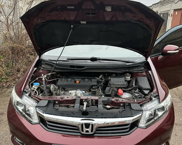 Красный Хонда Цивик, объемом двигателя 1.8 л и пробегом 100 тыс. км за 11500 $, фото 41 на Automoto.ua