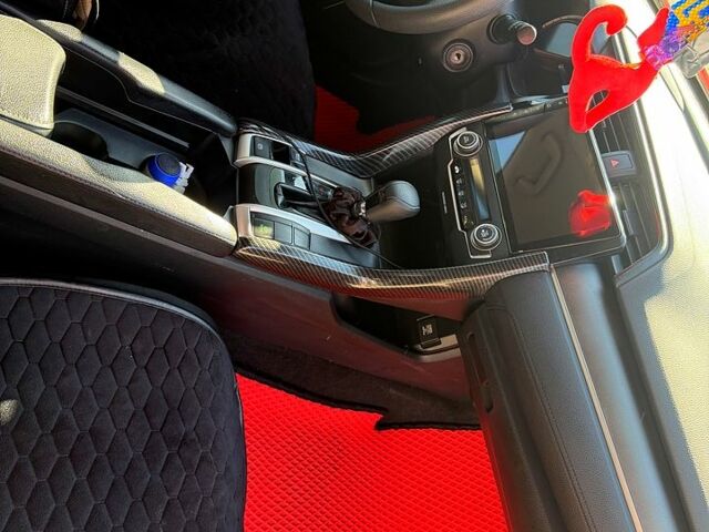 Красный Хонда Цивик, объемом двигателя 1.9 л и пробегом 77 тыс. км за 11000 $, фото 4 на Automoto.ua