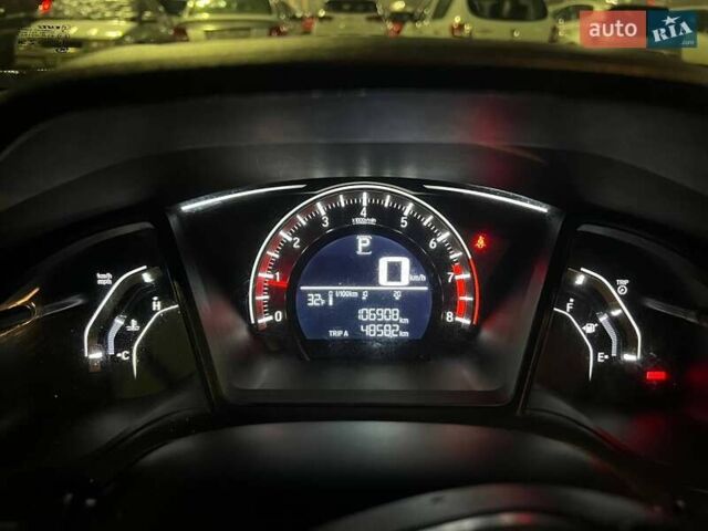 Красный Хонда Цивик, объемом двигателя 2 л и пробегом 107 тыс. км за 11500 $, фото 4 на Automoto.ua