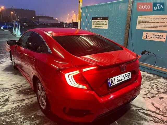 Красный Хонда Цивик, объемом двигателя 2 л и пробегом 107 тыс. км за 11500 $, фото 2 на Automoto.ua